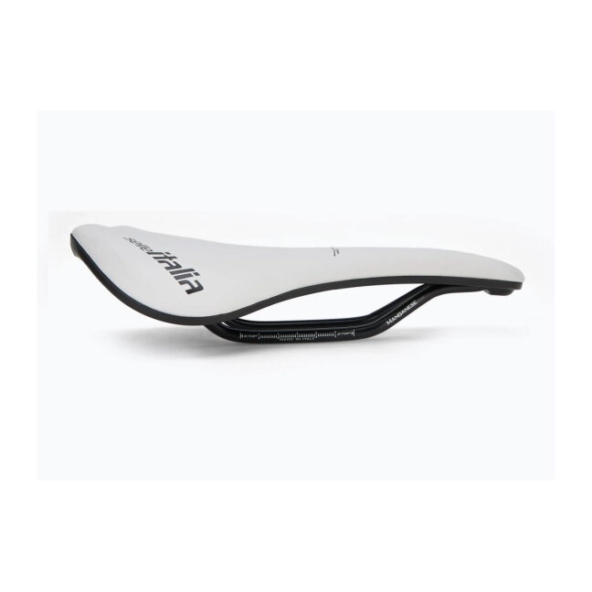 Selle Italia Novus Evo Boost TM Superflow L Test Saddle 2