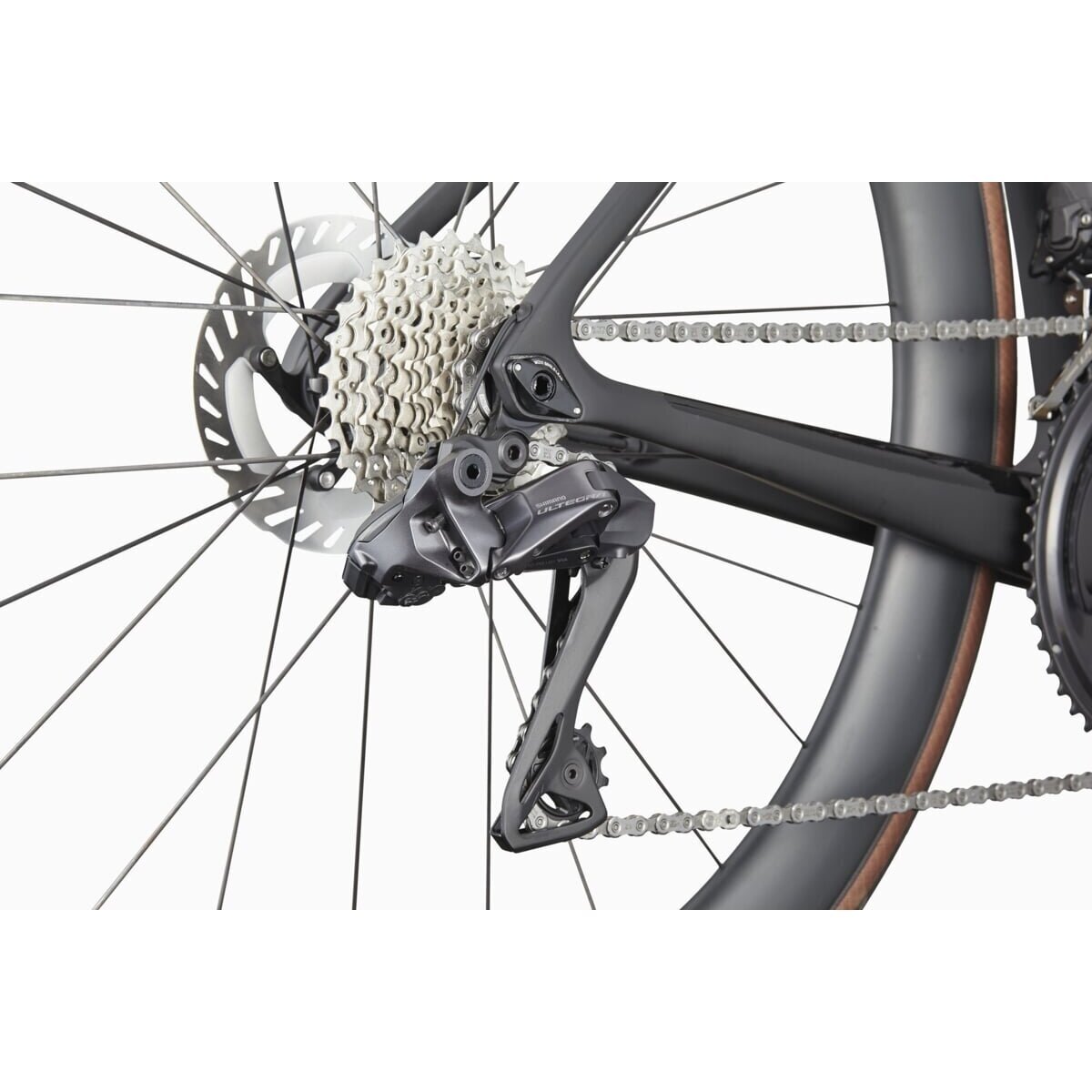 Dviratis Cannondale Super SIX EVO Hi-MOD 2 5 Dviratis Cannondale Super SIX EVO Hi-MOD 2 5