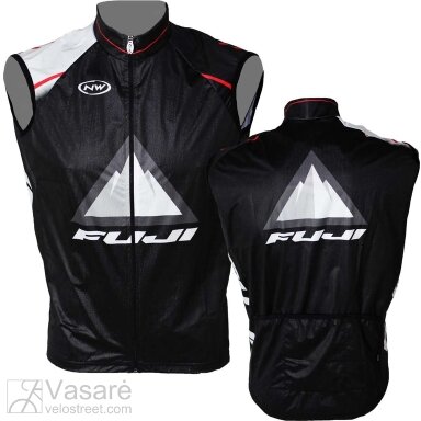 FUJI windbreak vest L size 2011m. FUJI windbreak vest L size 2011m.