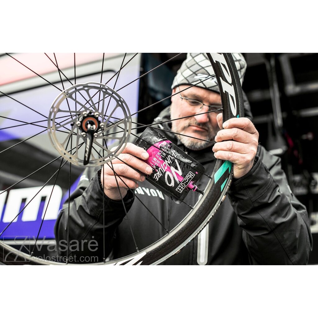 Muc-Off No Puncture Hassle 140ml 2