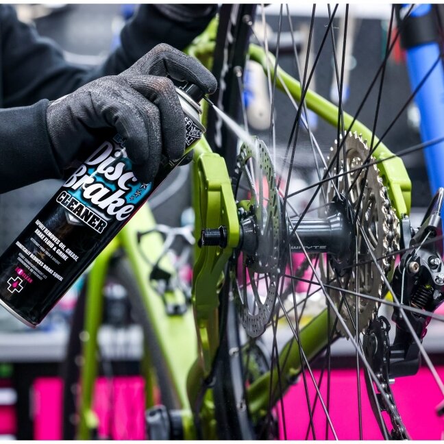 Muc-Off Disc Brake Cleaner 400ml. 1 Muc-Off Disc Brake Cleaner 400ml. 1